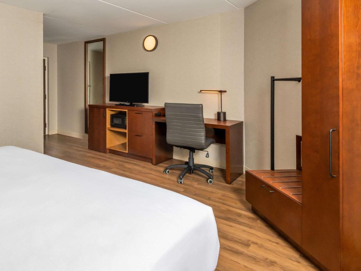 אוטווה Comfort Inn West מראה חיצוני תמונה