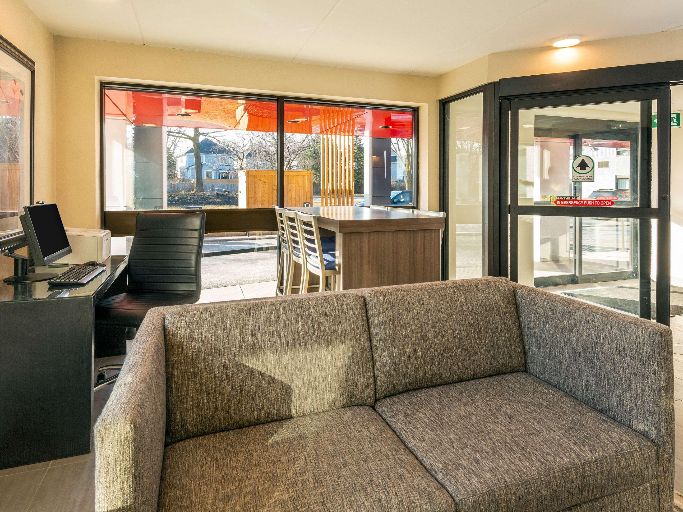 אוטווה Comfort Inn West מראה חיצוני תמונה