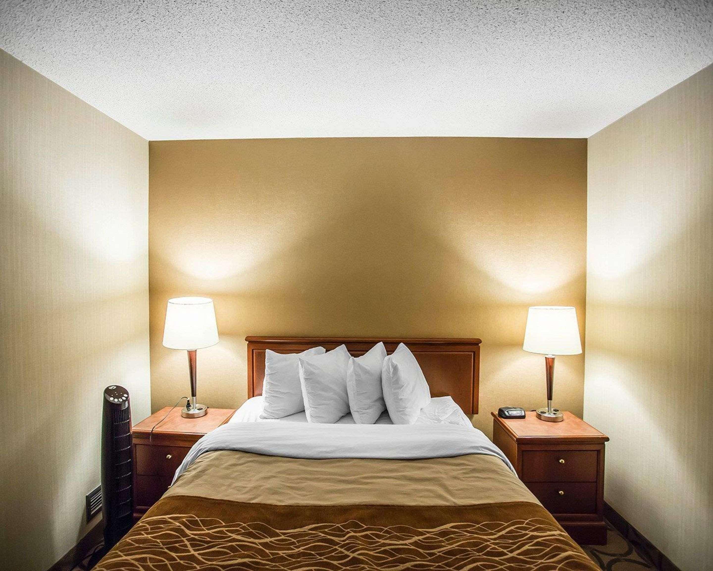 אוטווה Comfort Inn West מראה חיצוני תמונה