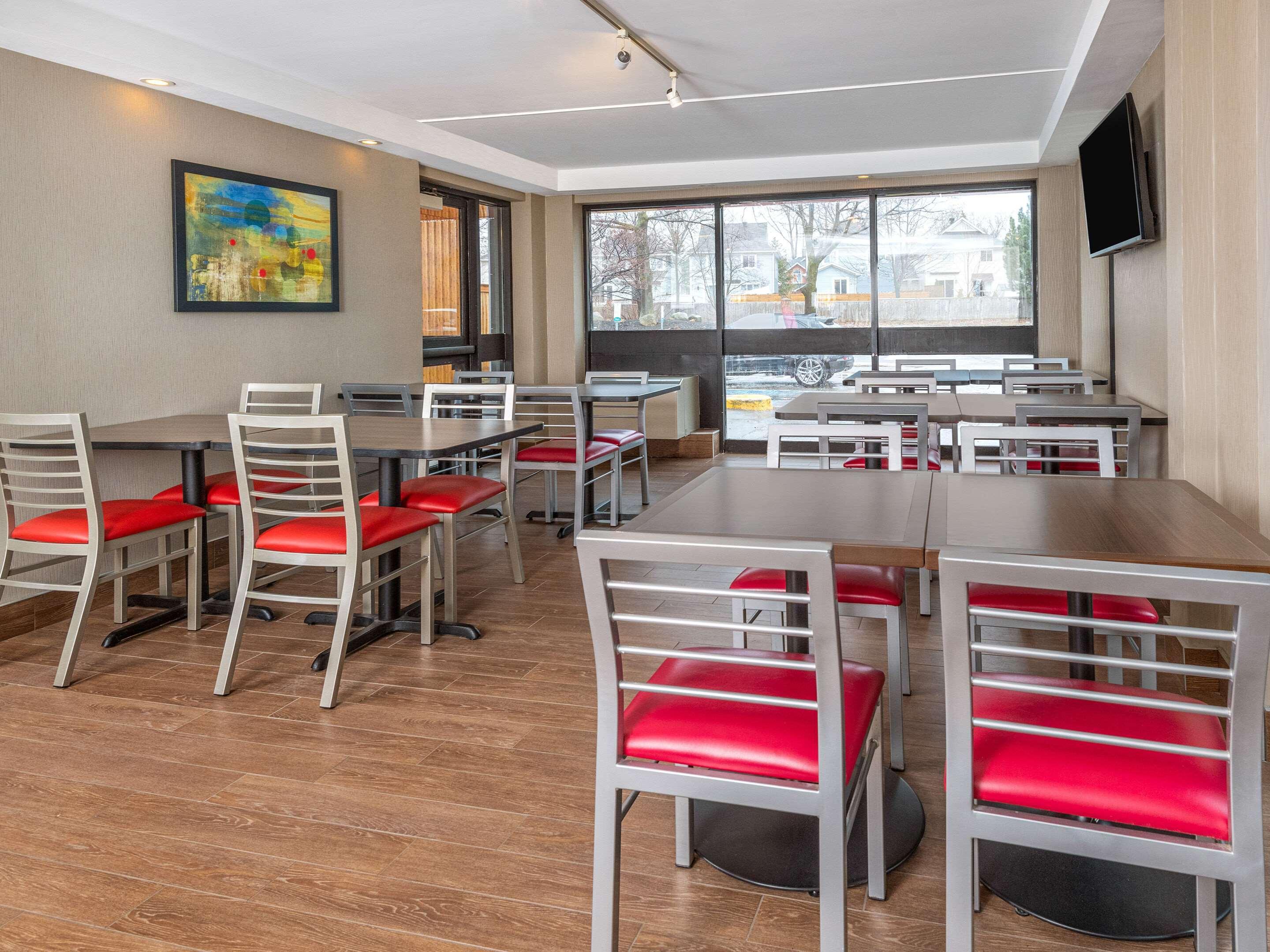 אוטווה Comfort Inn West מראה חיצוני תמונה